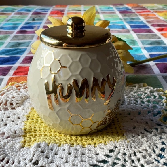 π₯¨ππ―COACH BUMBLE BEE PRETZEL MISMATCH EARRINGS π₯¨ππ― NWT π₯¨π―π - Picture 13 of 16